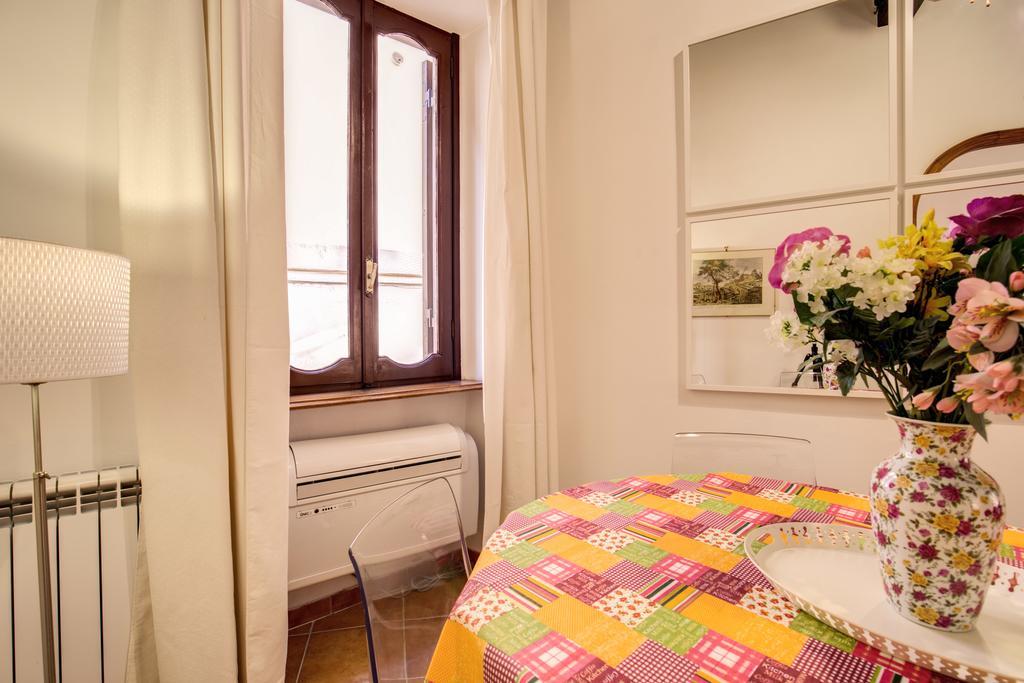 Navona Flowers Apartment Rome Exterior photo