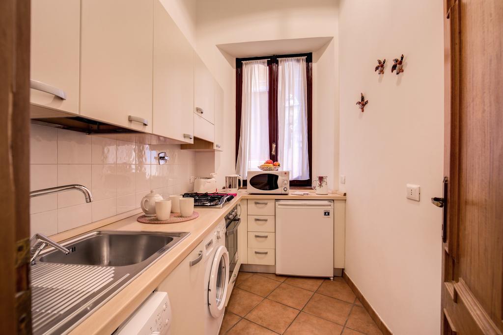 Navona Flowers Apartment Rome Room photo